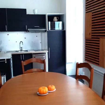 T2 Bis 53 M² Centre-ville - 4/6 Personnes, Ascenseur, Casier A Ski, Machine A Laver - Fr-1-234-279 Apartment